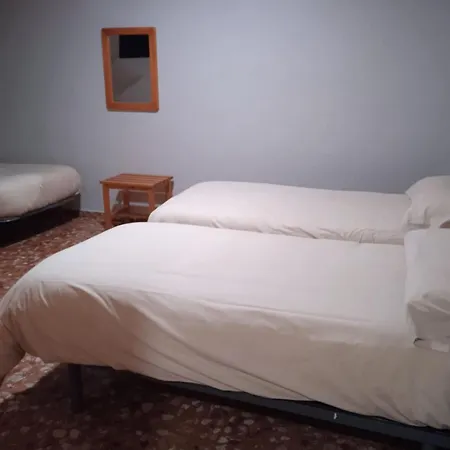 Πανσιόν L'oncle Pere Habitacions 3*