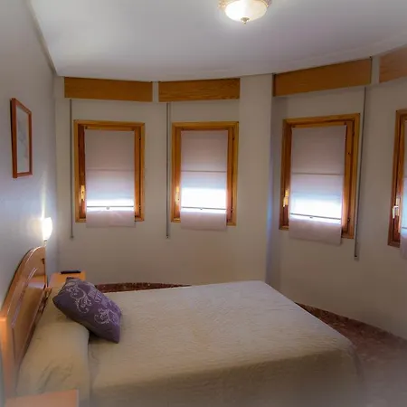 L'oncle Pere Habitacions Affittacamere *